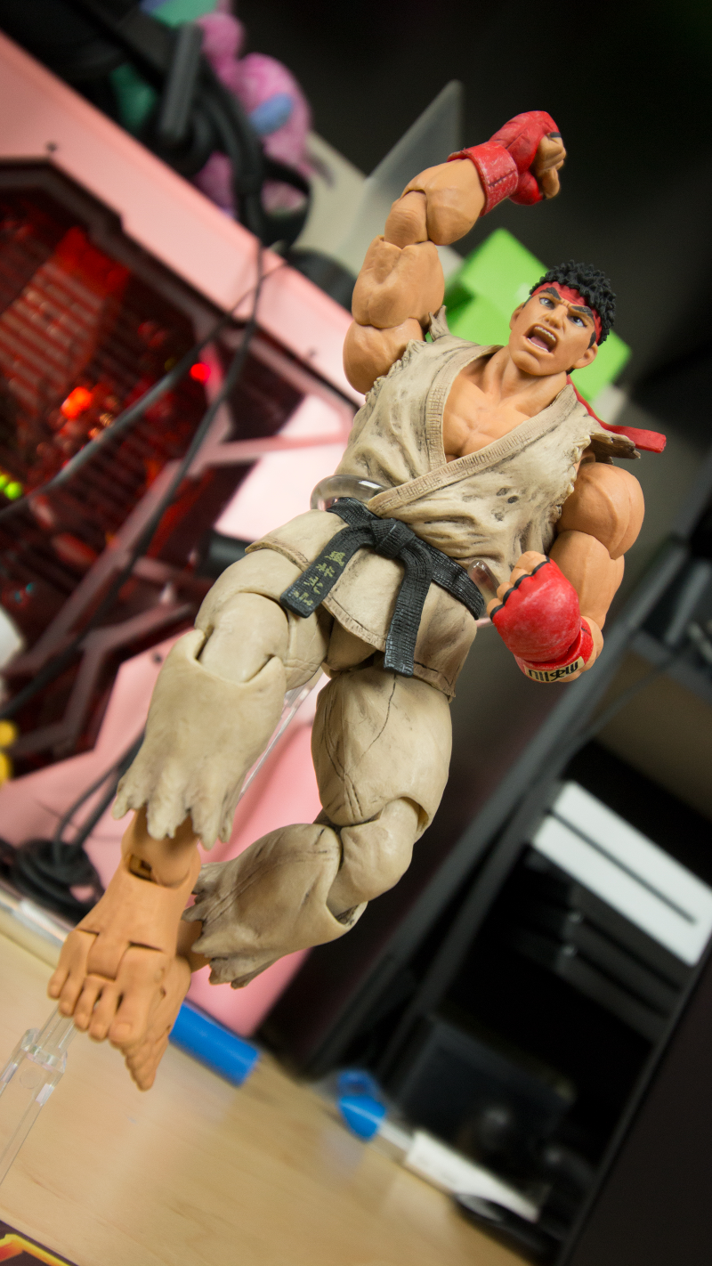 Illustration for article titled Storm Collectibles' Ryu And Scorpion Figures Are The Best Around